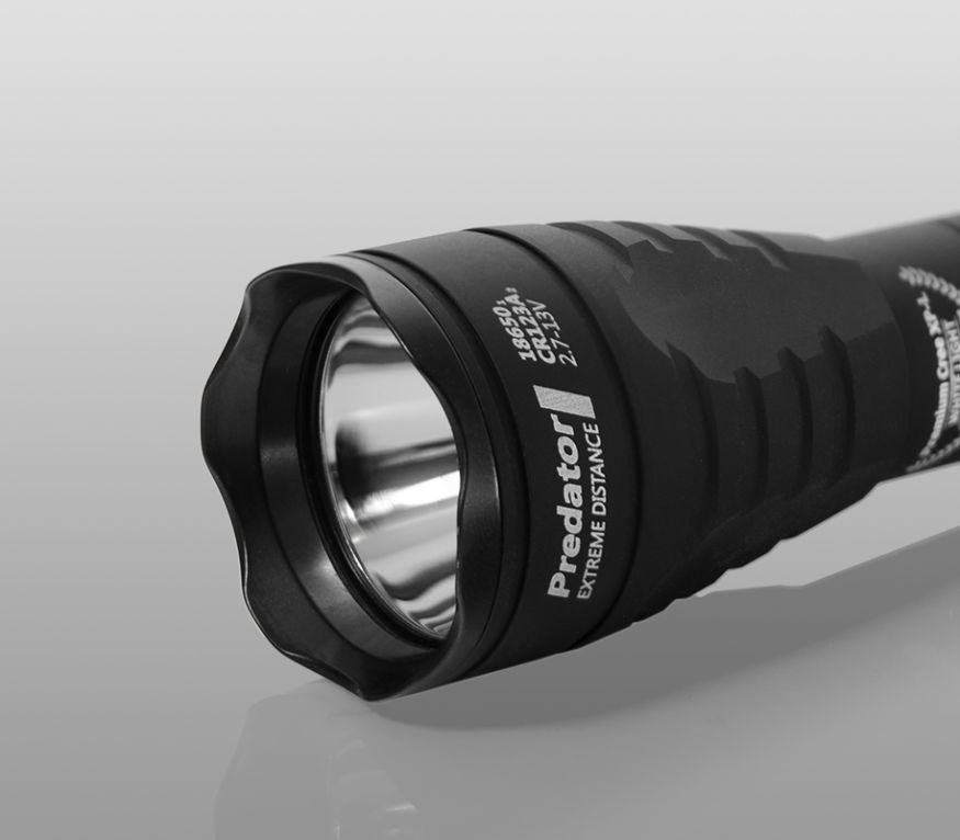 Тактический фонарь Armytek Predator (тёплый свет)